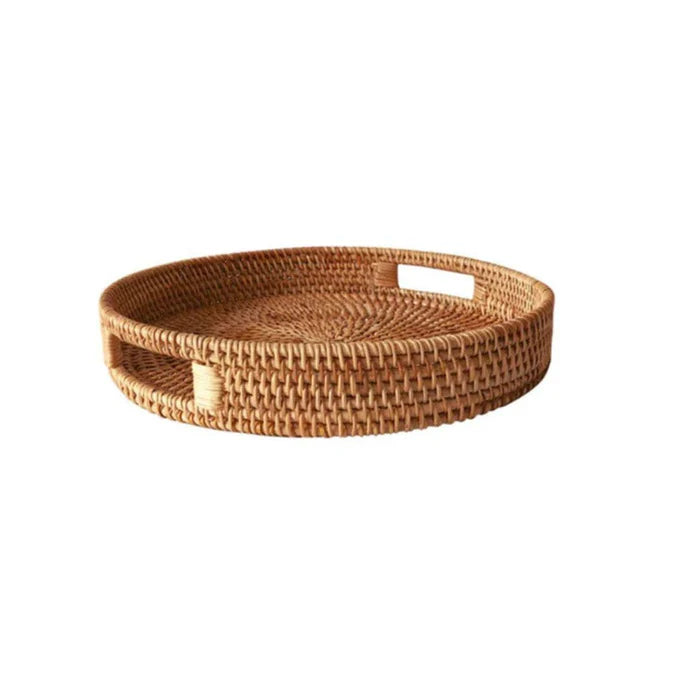 Cesta de Frutas de Vime Redonda Vivelle, feita em rattan natural com alça de madeira, ideal para armazenar e servir frutas, pães e lanches com estilo.